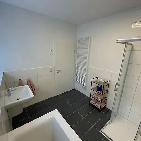 Apartment Ferienwohnung Im Gruenen Oranienburg