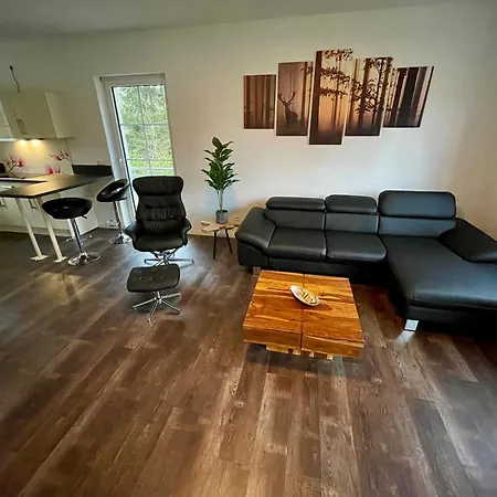 Apartment Ferienwohnung Im Gruenen *