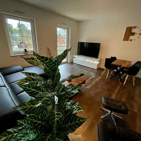Ferienwohnung Im Gruenen Apartment *